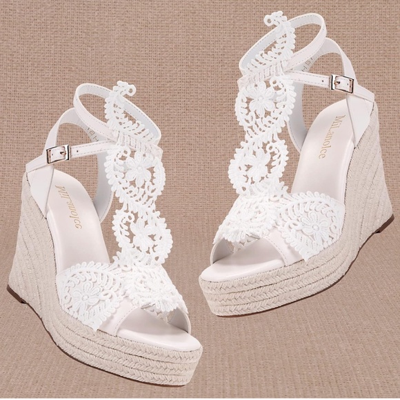 Women’s platform sandals - Picture 2 of 4